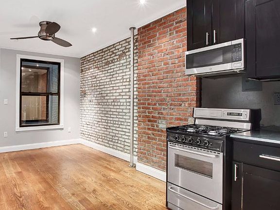 2nd image of 112 Avenue A #4