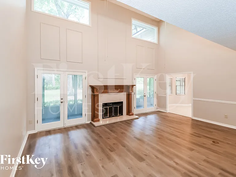 2790 Ravines Rd — Photo 3