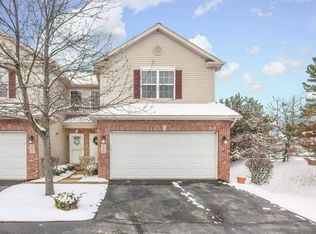 263 Bent Grass Cir UNIT E, Dekalb, IL 60115