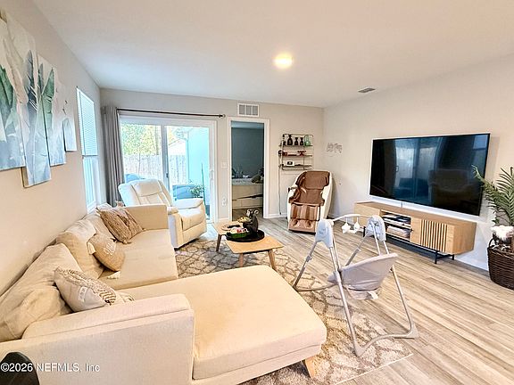 5th image of 8840 EATON Avenue