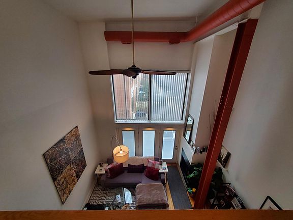 5th image of 1100 W Cornelia Ave APT 134