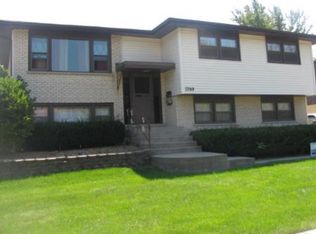 7709 Nottingham Dr, Tinley Park, IL