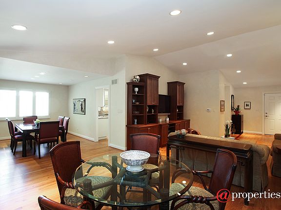 Living Room / Dining Room
