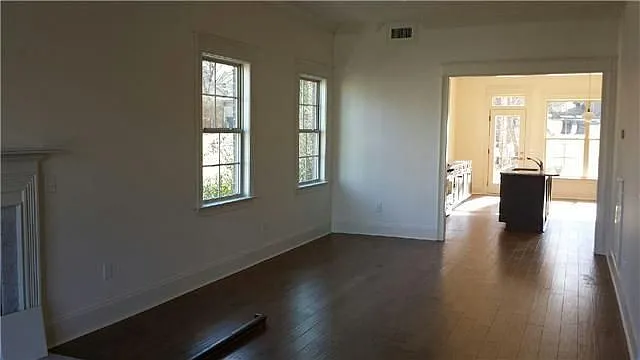 3313 Park Ave — Photo 5