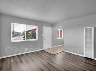 922 Carlson Blvd APT 8, Richmond, CA 94804