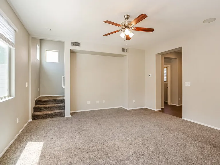 1409 Arc Dome Ave — Photo 5