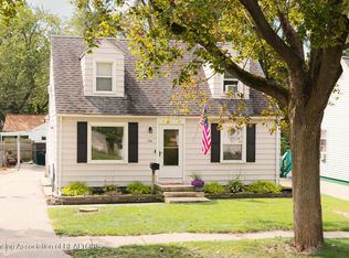 716 Ridgewood Ave, Lansing, MI 48910