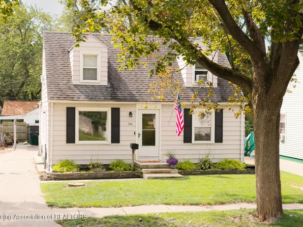 716 Ridgewood Ave, Lansing, MI 48910