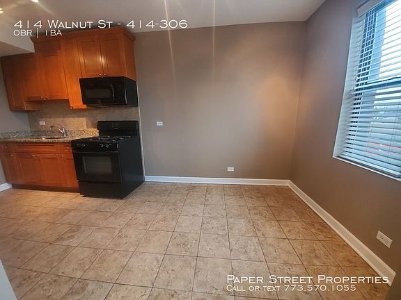 4th image of 414 Walnut St APT 306