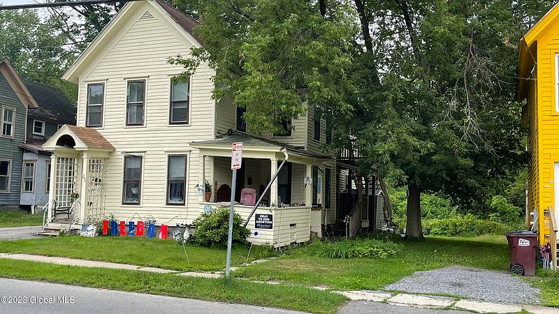 2nd image of 246 Bleeker Street