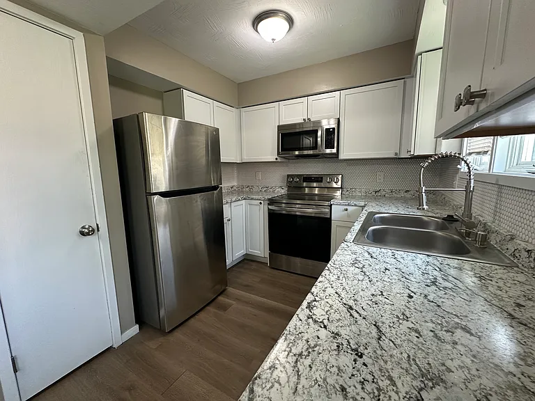 5947 Pine Rise Ct — Photo 8