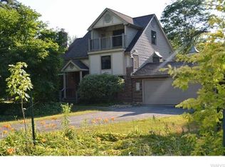 4760 Bickert Dr, Clarence, NY 14031