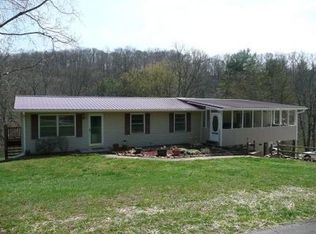 363 Willow Hollow Rd, Kingsport, TN 37663