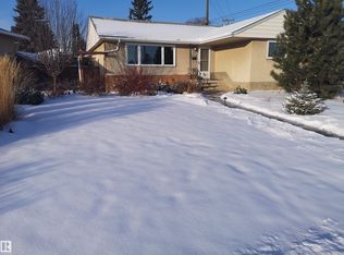 8032 70th Ave NW, Edmonton, AB T6C0A5