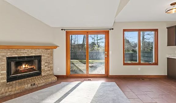 3rd image of 10210 Clear Creek Ct