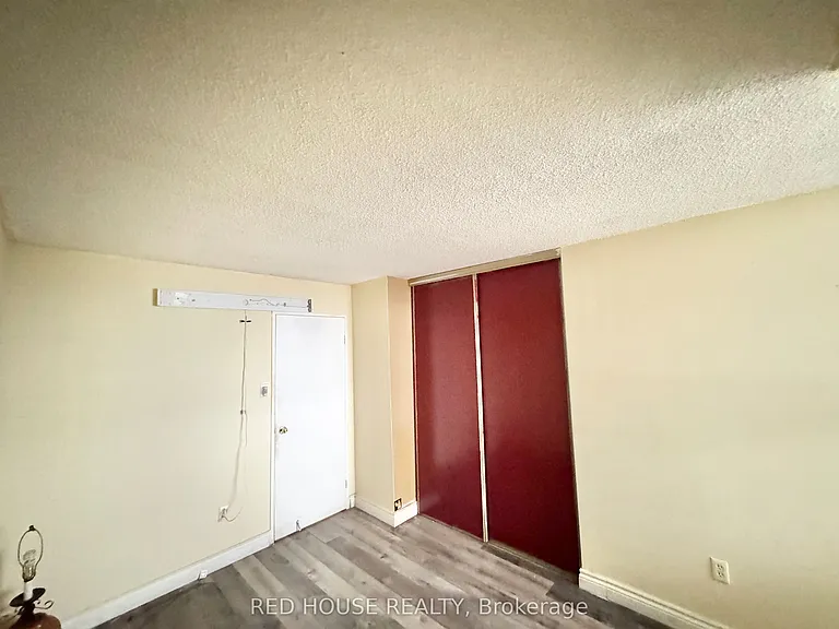 25 Sunrise Ave #1405 — Photo 17