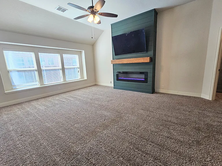 210 Spruce Valley Dr — Photo 16