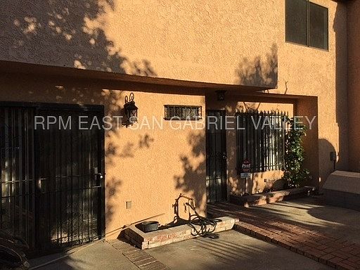 4th image of 13676 Ramona Pkwy