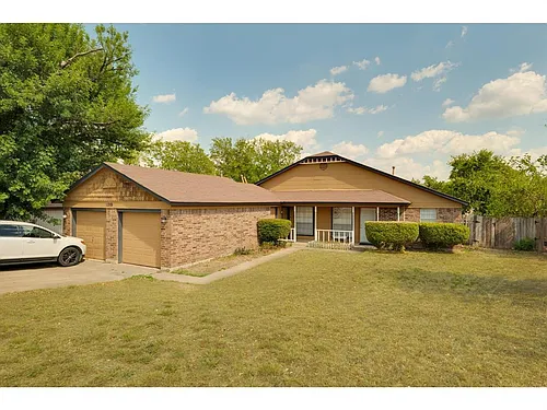11919 Sunhillow Bnd #B Photo 1