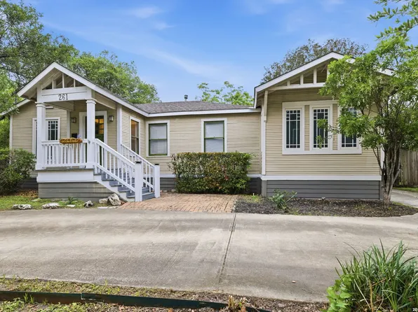 261 E Oakview Pl, San Antonio, TX 78209