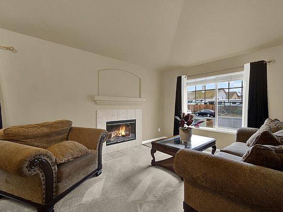 5th image of 8795 Monterey Oaks Drive