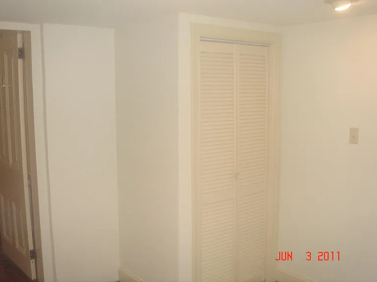 121 S Walnut St #A — Photo 6