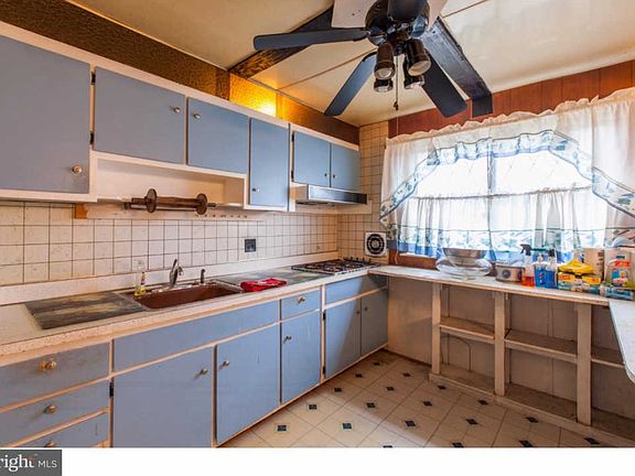 5th image of 1619 Newport Pl