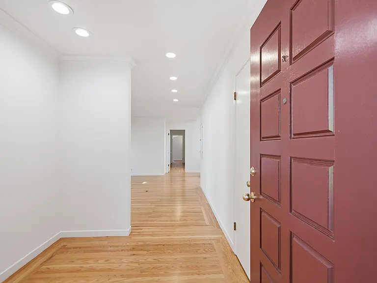 Entry area