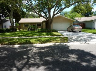 1185 Brook Dr E, Dunedin, FL 34698