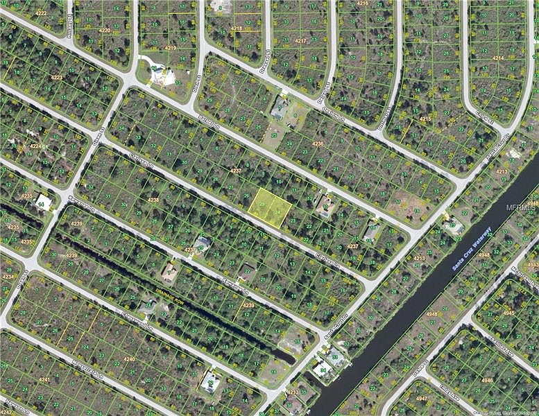 2nd image of 14154 Clarissa Ln