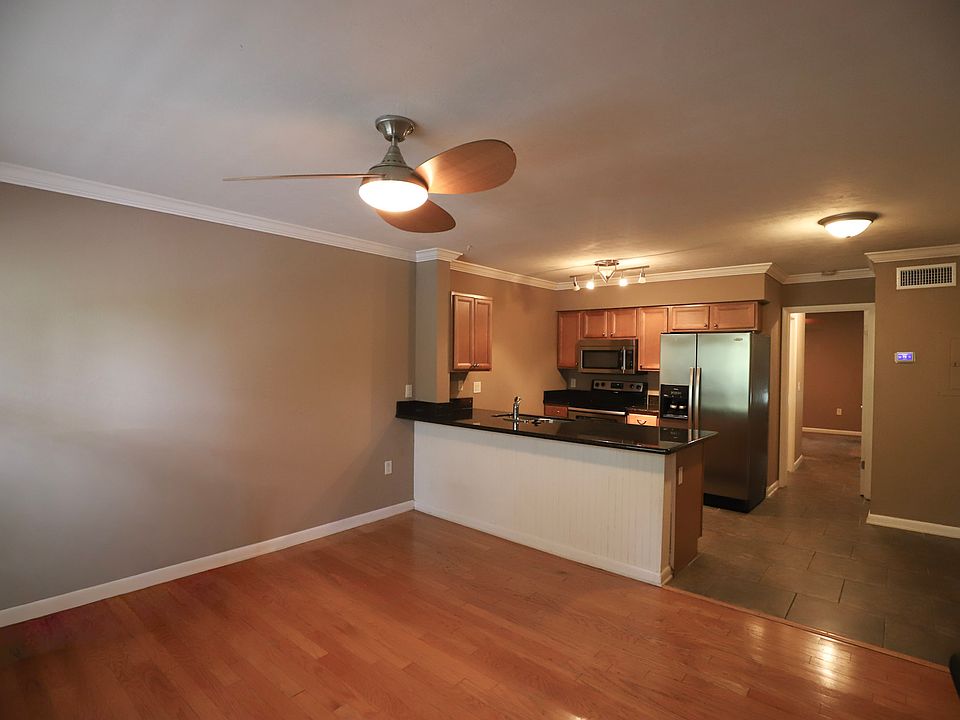 1st image of 1411 NW 2nd Ave APT 208