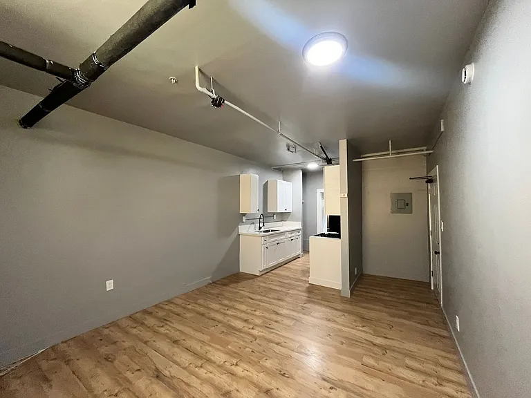 170 S Mountain View Ave. — Photo 14