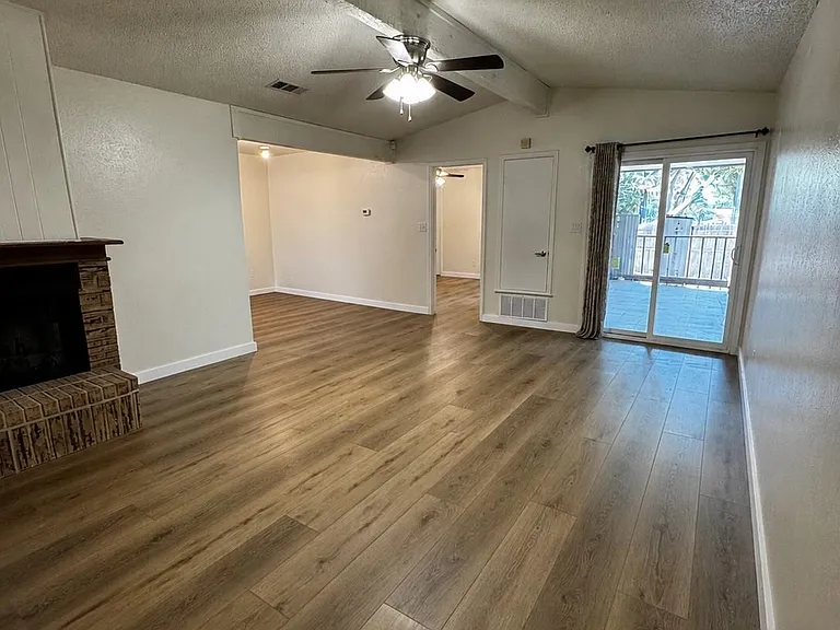 1311 Barbara Dr #B — Photo 4