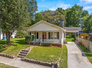 419 Pennsylvania Ave, Etowah, TN 37331