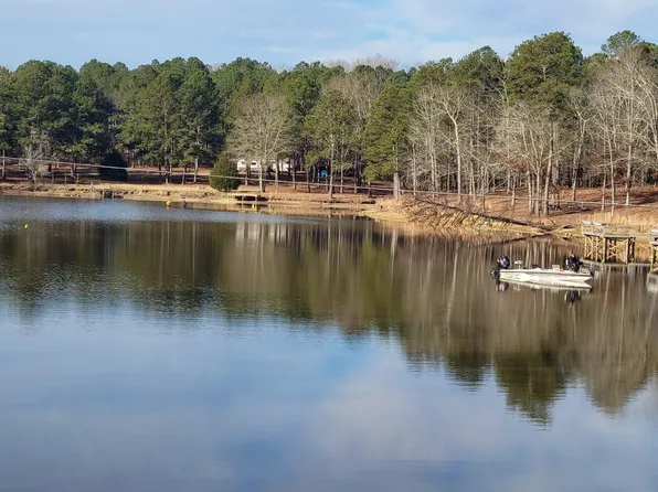 8 County Road 1010, Centre, AL 35960