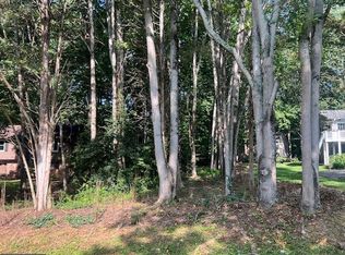 322 Stratford Cir, Locust Grove, VA 22508