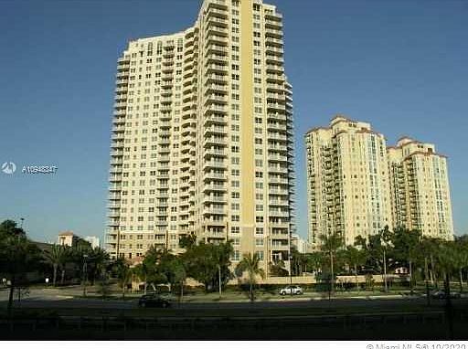 3rd image of 19501 W Country Club Dr APT 1201