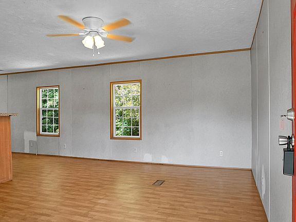 3rd image of 509 Pooshee Plantation Way