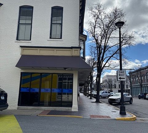 Corner of 6th and Washington