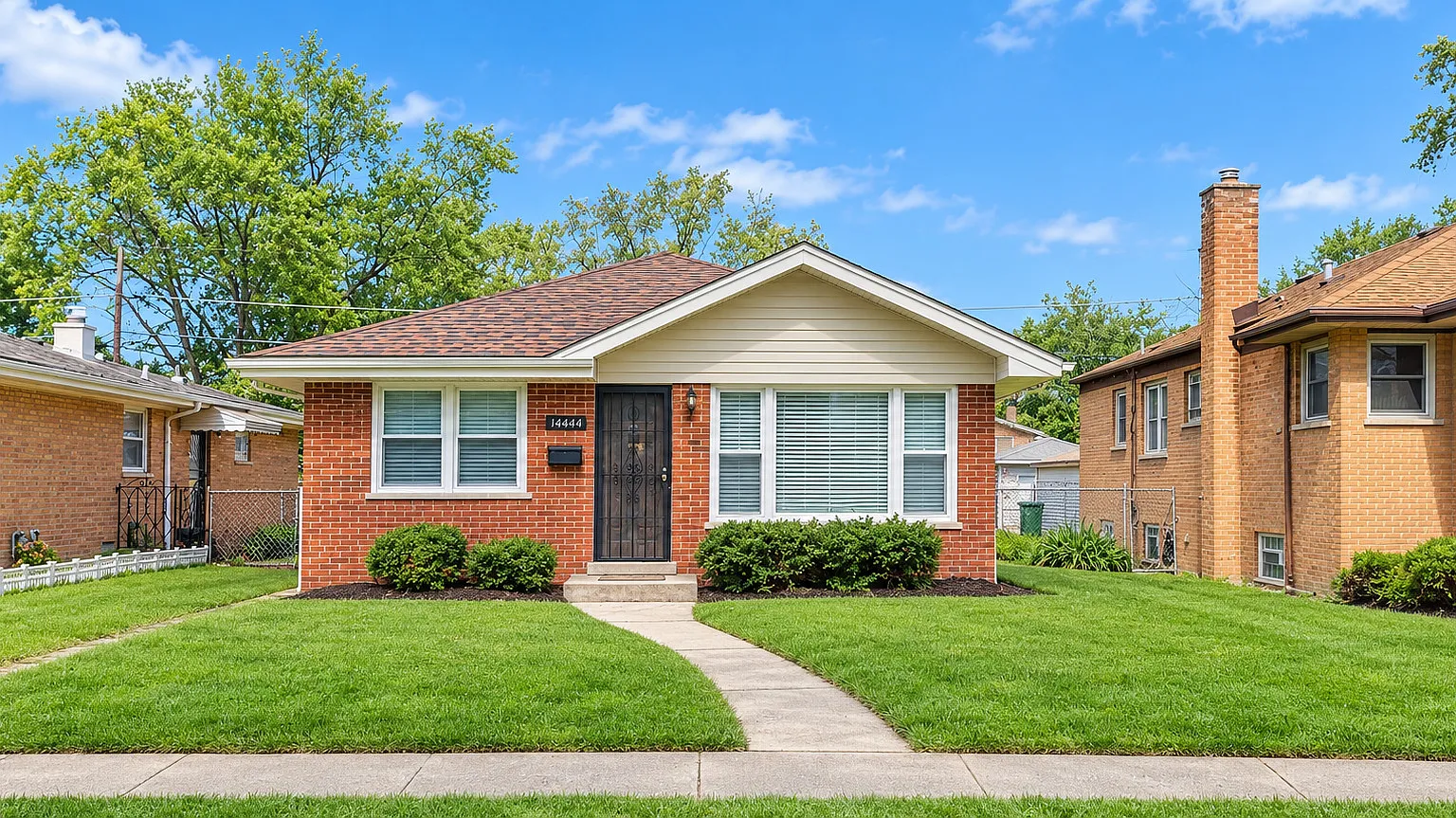 3 bed, 1197 sqft, $2,300 — Photo 1