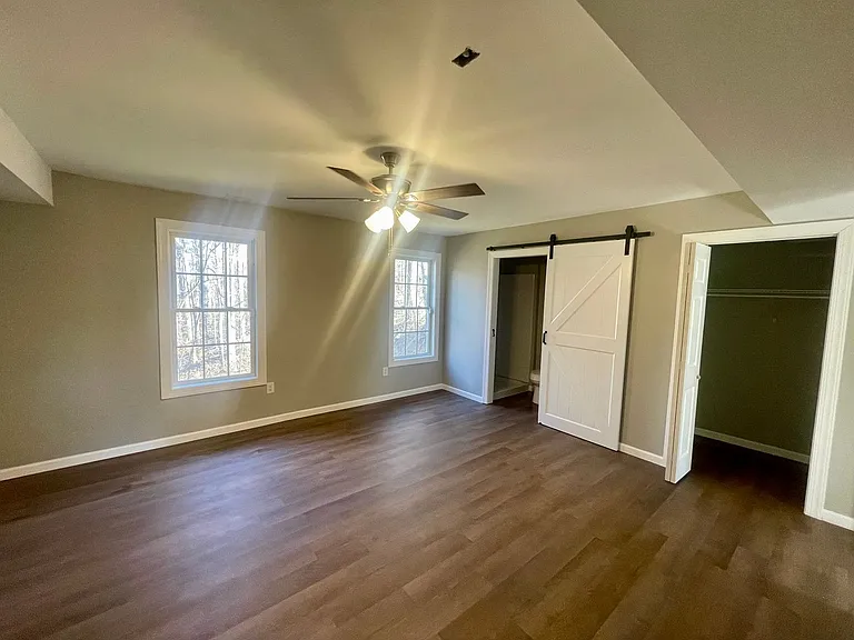 728 Sherman Dr — Photo 10