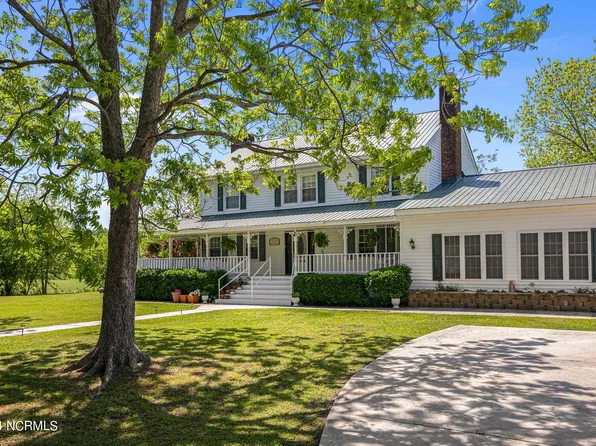 575 S 5th Street, Aurora, NC 27806
