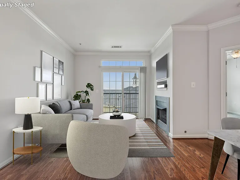 2321 25th St S #411 — Photo 3