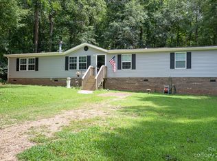 2456 Bonnie Gln, Clover, SC 29710