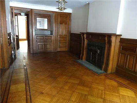 Rented by R New York | media 15