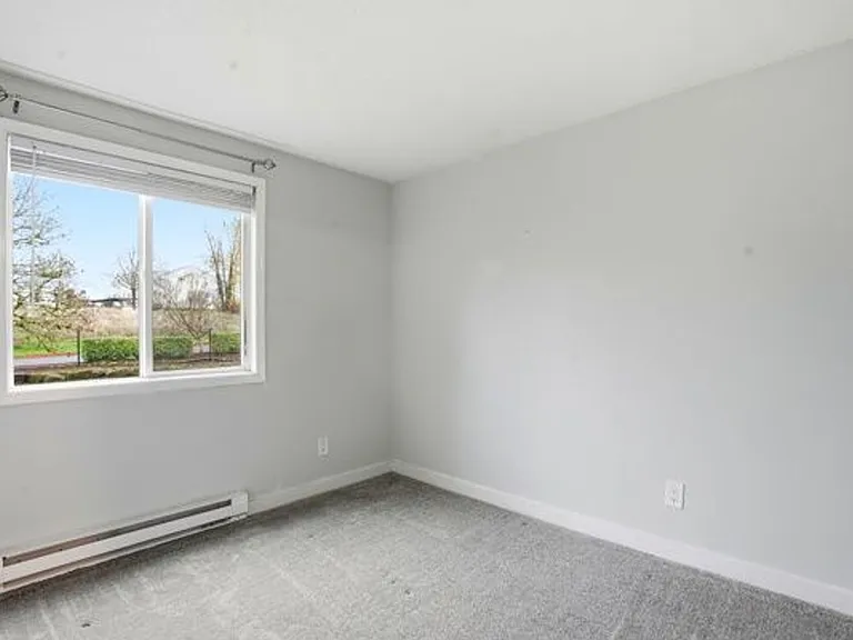12452 SE 110th Ct — Photo 9