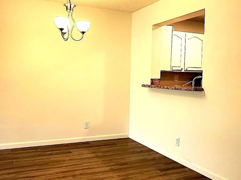 5890 Sugar Palm Ct #F — Photo 19