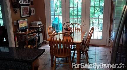 2nd image of 128 Leslie Loch Ct