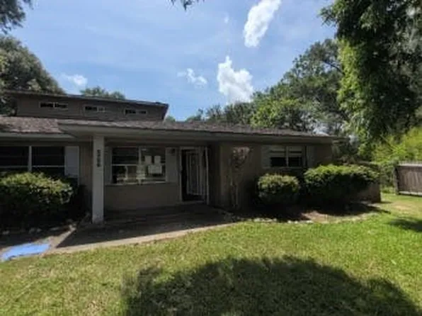2220 Glendale St, Beaumont, TX 77707