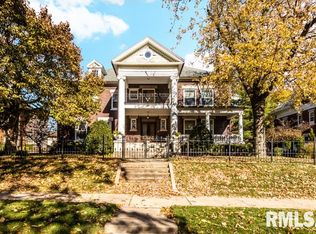 209 W Columbia Ter, Peoria, IL